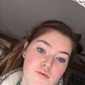 Meet your Posher, Macayla